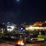Mad Sea Hotel 3*