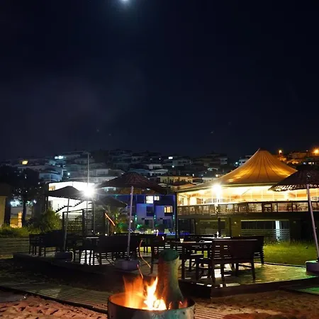 Mad Sea Hotel 3*
