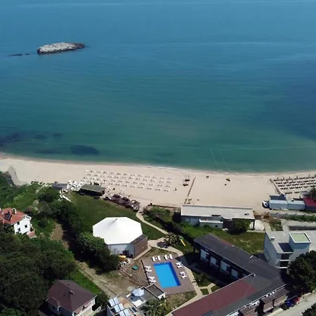 Hotel Mad Sea